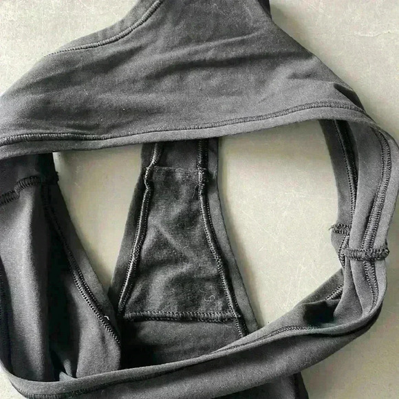 Skims NWOT XXSmall Fits everybody Thong - Onyx - Picture 6 of 8